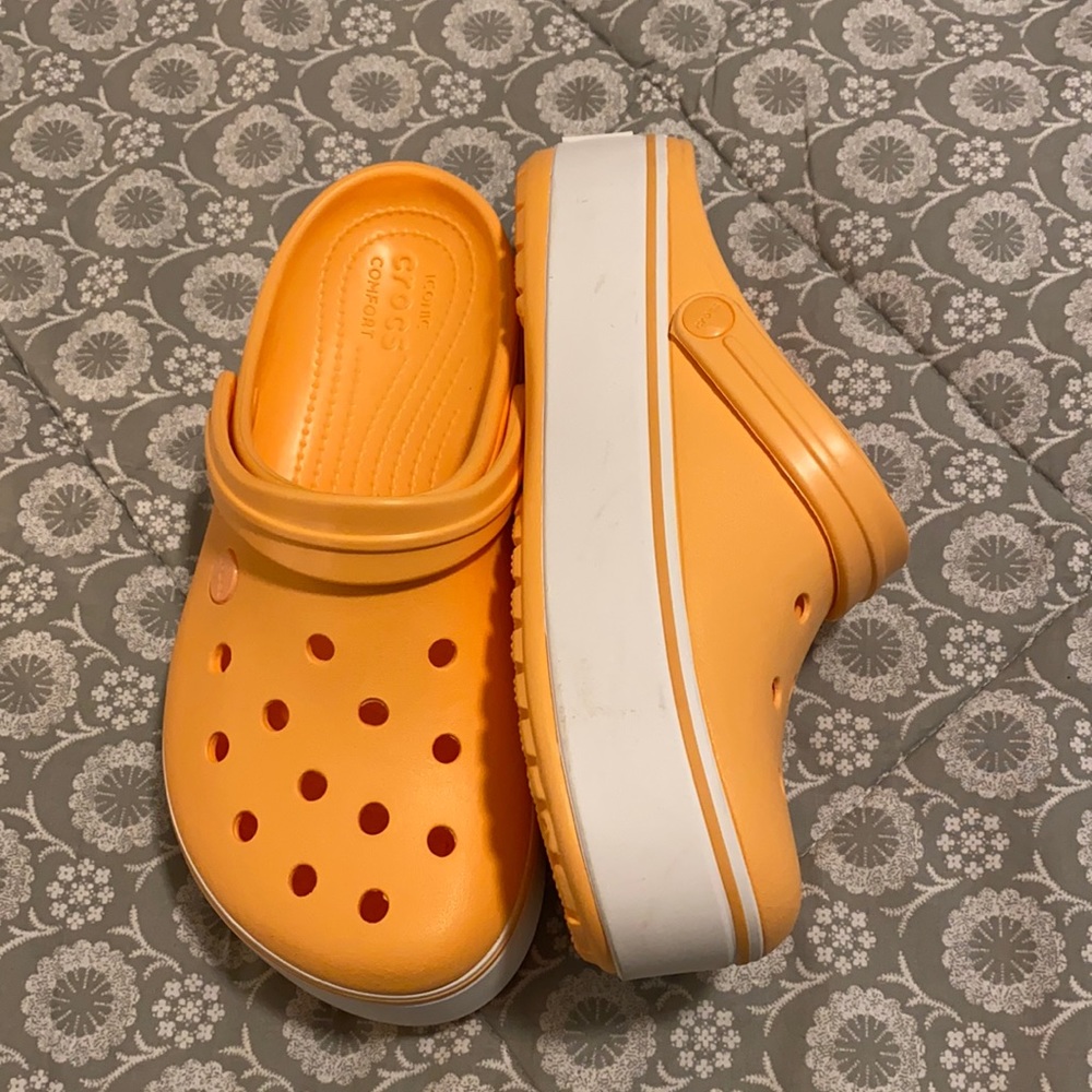 Crocs